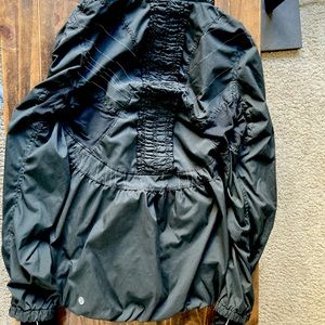 SOLD! Lululemon Athletica Black Zip Up Jacket Sz 4